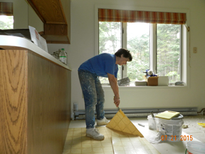 Pulling out the old linoleum flooring was a chinch. Happy about that.